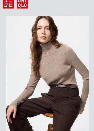 Гольф uniqlo із 100% мериносової вовни