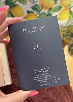 Сироватка revitalash advanced