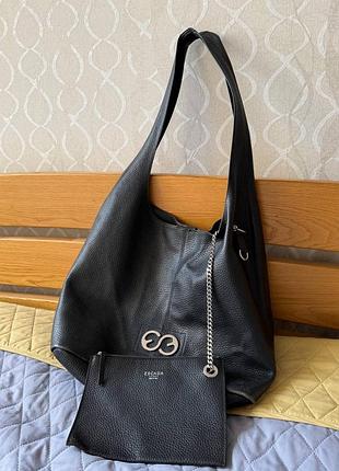 Сумка для жінок escada хобо чорна шкіряна