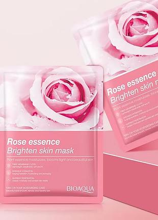 Освітлювальна маска для обличчя bioaqua rose essence brighten skin з есенцією троянди, 25 г