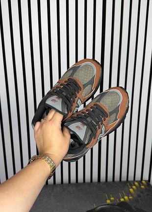 New balance 2010 brown 2