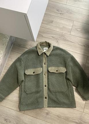 Шубка бомпер від zara