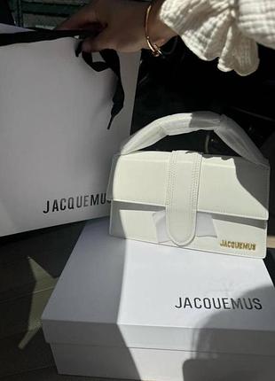 Біла сумка jacquemus