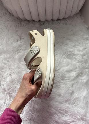 Crocs дитячі сандалі j3, 22см., бежеві 3