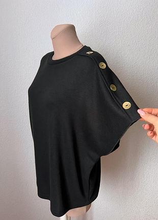 Нова утеплена футболка zara