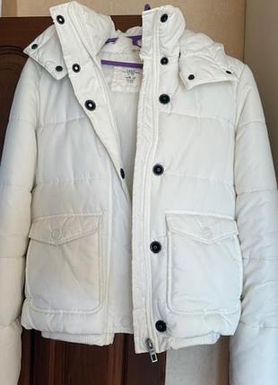 Отличная белая зимняя куртка с капюшоном l.o.g.g. by h&m, р-р 36