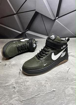 🔥 продаю нові високі nike (хакі) — 44 розмір привіт! продаю абсолютно нові кросівки nike у дуже крутому кольорі хакі з чорними деталями.