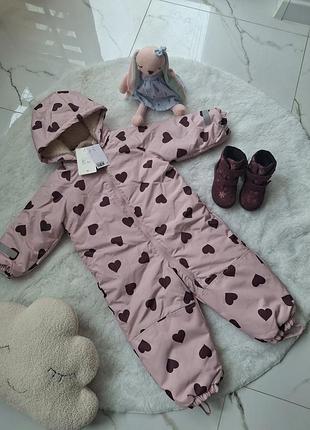 Зимовий комбінезон для дівчинки h&m світло-рожевий з бордовими сердечками, розмір 98
