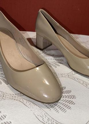 👠 елегантні лаковані туфлі-човники marks & spencer (серія footglove) р.39 (25.50)
