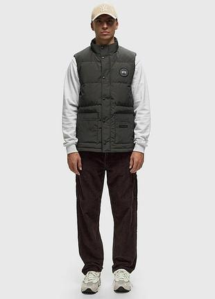 Жилетка canada goose 2
