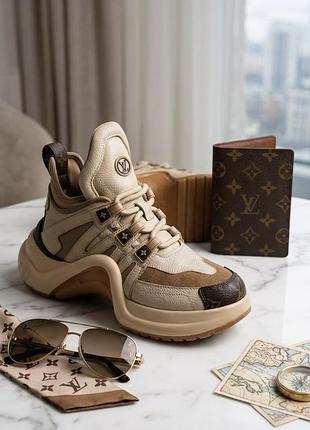 Стильні кросівки (sneakers) lv на масивній фігурній підошві у 37 розмірі, з натуральної шкіри та фірмового канвасу з монограмою lv.