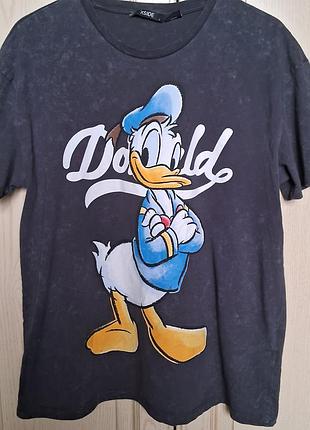 Футболка donald является дефектом