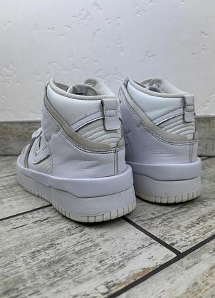 Nike dunk rebel 4