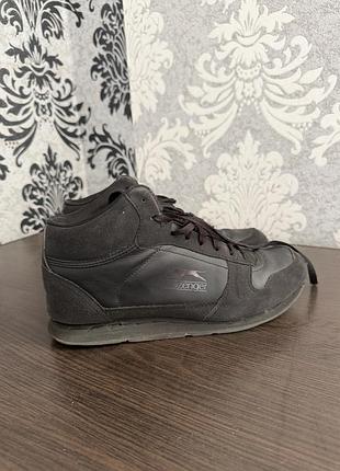Кросівки чоловічі slazenger зимові чорні