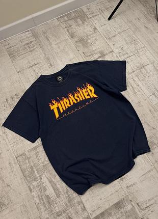 Футболка thrasher вінтаж, чорна з принтом «flame logo», розмір l