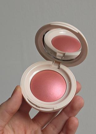 Рум'яна rare beauty soft pinch luminous powder blush happy 2.8 г