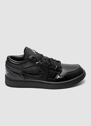 Nike air jordan 1 retro low lacquered black 4