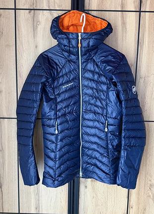 Пуховик жіночий mammut eigerjoch advanced in hooded jacket синій, помаранчевий, розмір xs/s