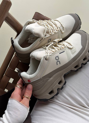 Running cloudrock low waterproof beige 4