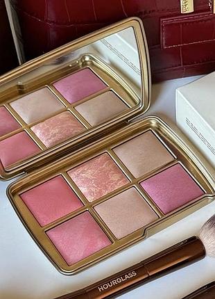 Лімітовані палетки hourglass ambient lighting новинка 2026 року wish, hope, love