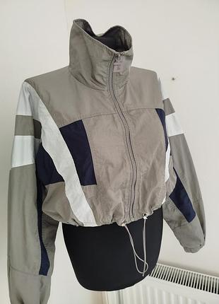 Вітровка bershka 5