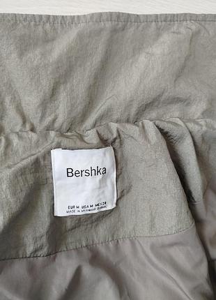Вітровка bershka 9