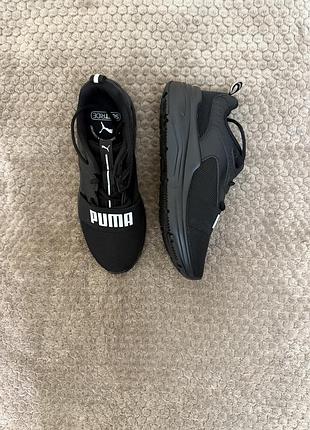 Кросівки  puma чорні