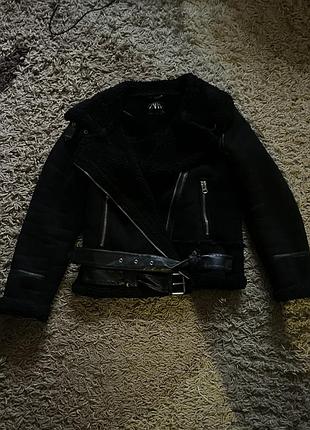 Куртка жіноча zara чорна