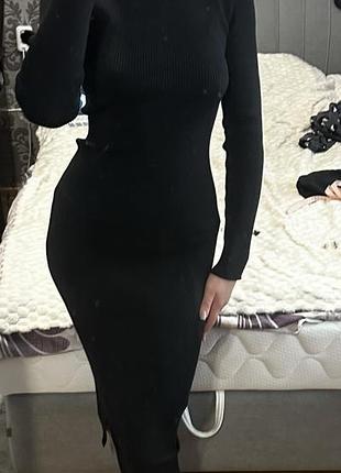 Тепла сукня в рубчик