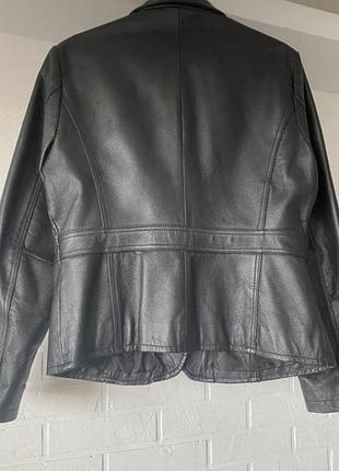 Продам стильну шкіряну куртку "basic line casual wear" 5