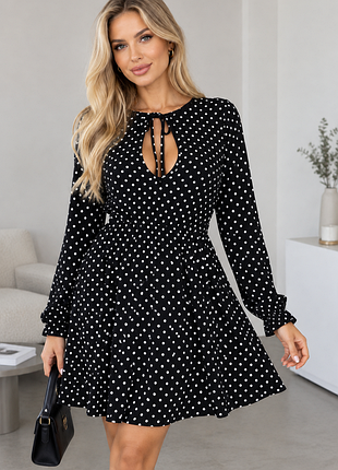 Платье в горошек с эффектным вырезом декольте boohoo размер m, l, xl