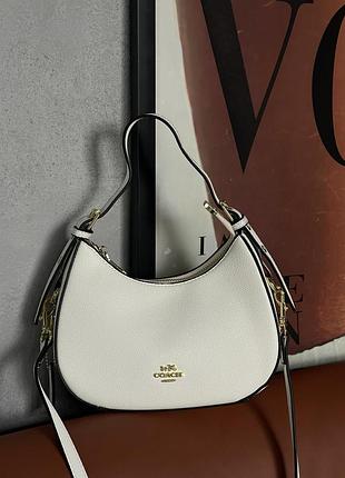 Сумка коуч клео біла класична багет на плече coach kleo