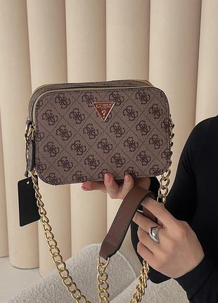 Сумка guess через плече гесс кросс-боди бежевая