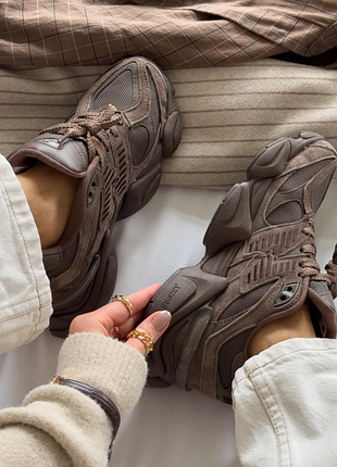 9060 brown 8