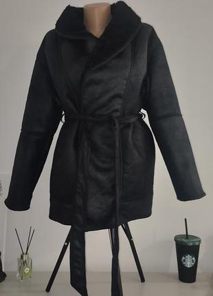 Чорна дублянка h&m