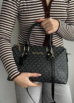 Жіноча сумка michael kors чорна крос-боді елізабет корс через плечі