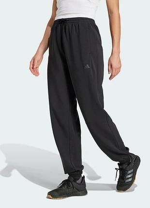 Спортивні штани жіночі adidas all szn чорні, розмір s, на флісі