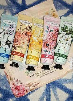 Набір кремів для рук favanou flower extract зволожувальний