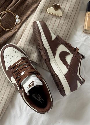Sb dunk low brown 4