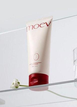 Маска для поврежденных, сухих волос без силиконов и парабенов moev annurcatin treatment