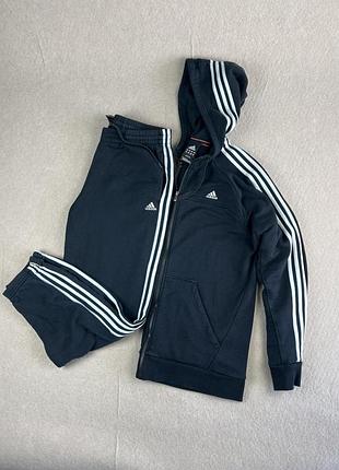 Adidas спортивній костюм