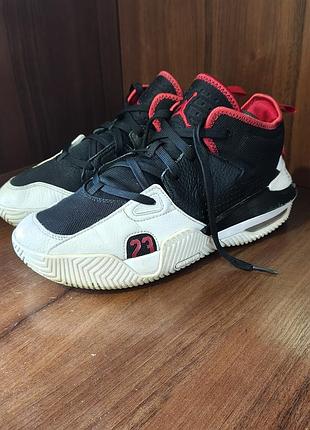 Nike air jordan stay loyal 2