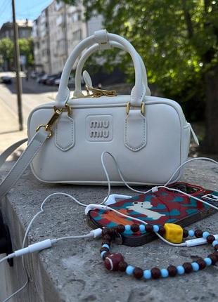 Сумка miumiu arcadie leather bag milk/gold