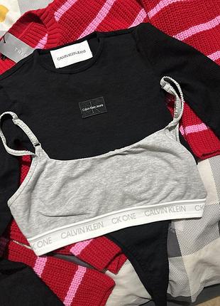 Топ calvin klein