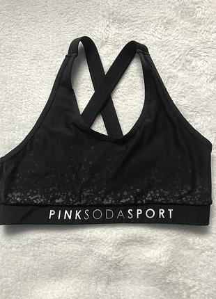 Оригінальний спортивний жіночий топ бренду pink soda sport, чорного кольору, розмір l