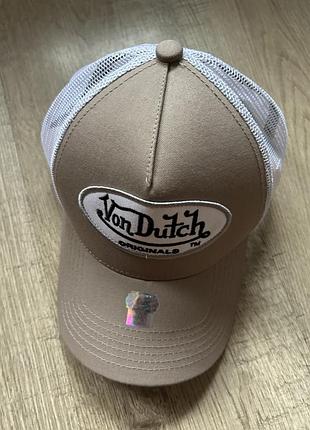 Бейсболка von dutch