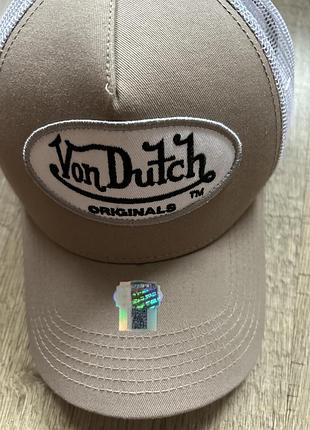 Бейсболка von dutch