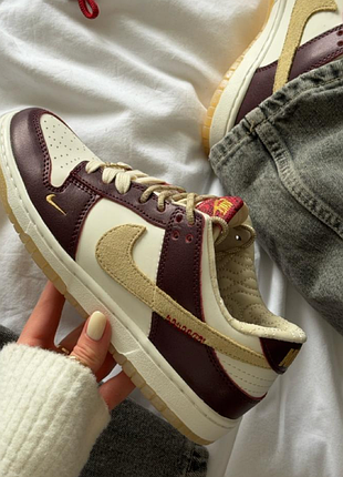 Sb dunk lx white maroon 3