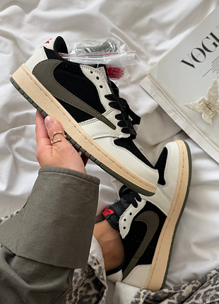 Air 1 low x  olive