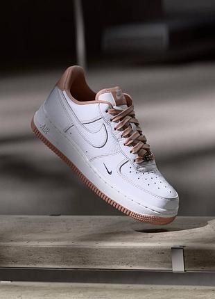 Нові оригінальні жіночі кросівки nike air force 1 07